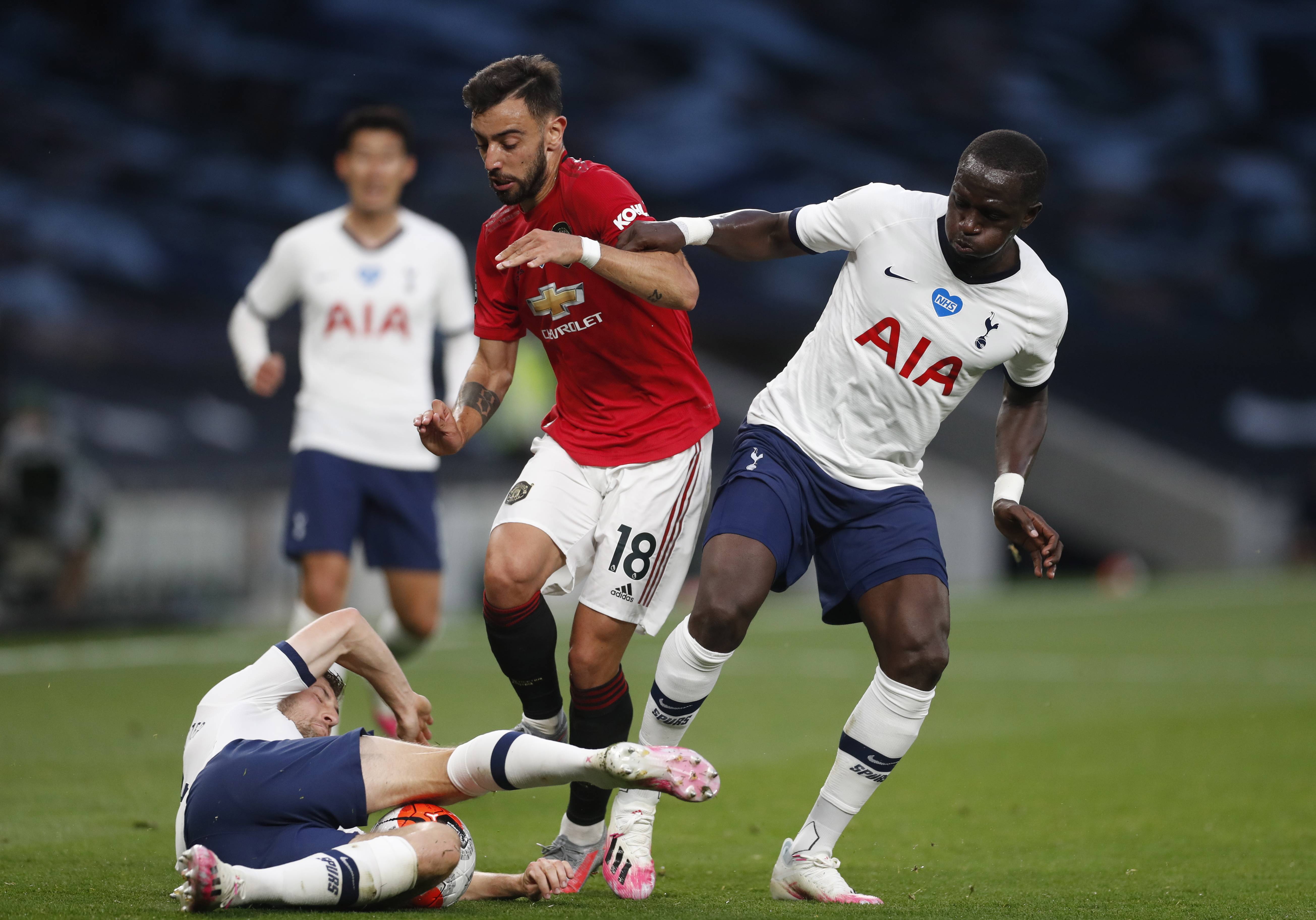 阵容产生深 阵容产生深