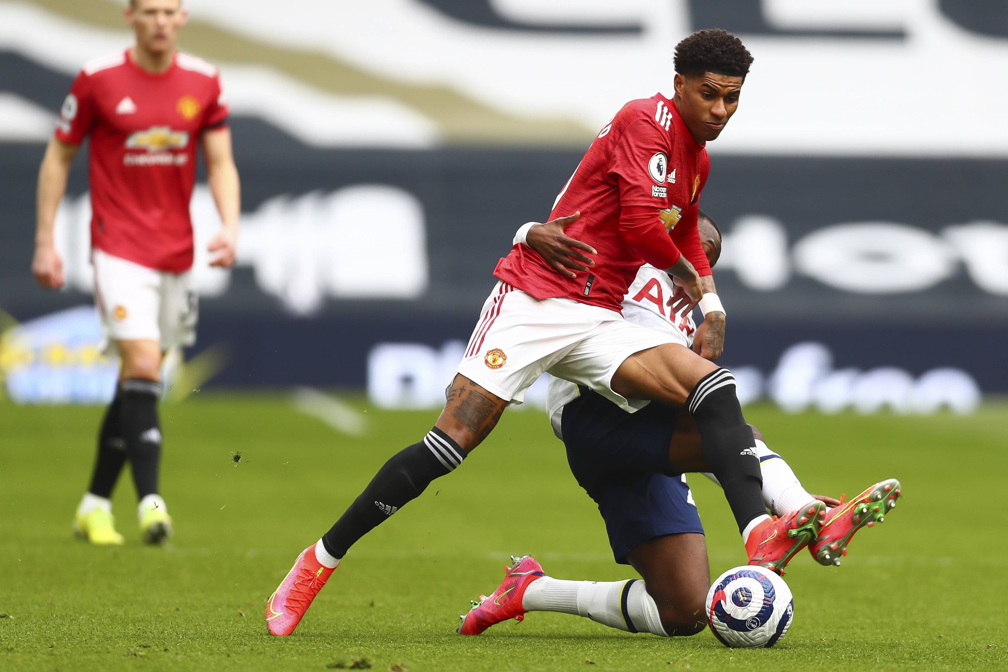 中場核心 中場核心